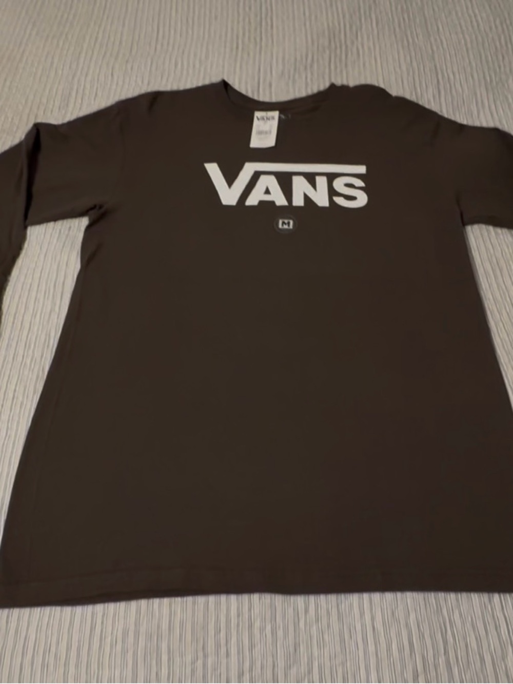 VANS classic ls tee, size med, dark brown/white, NWT.